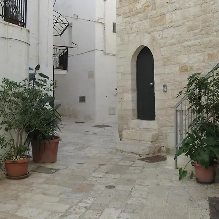 Chiara Polignano a Mare