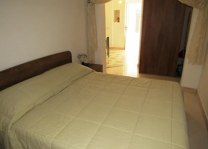 Chiara * ポリニャーノ・ア・マーレ